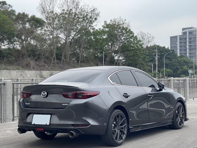 MAZDA馬自達 MAZDA 3  第2張相片