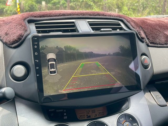 TOYOTA豐田 RAV4  第11張相片