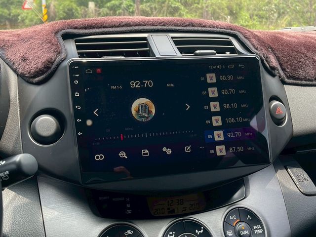 TOYOTA豐田 RAV4  第12張相片