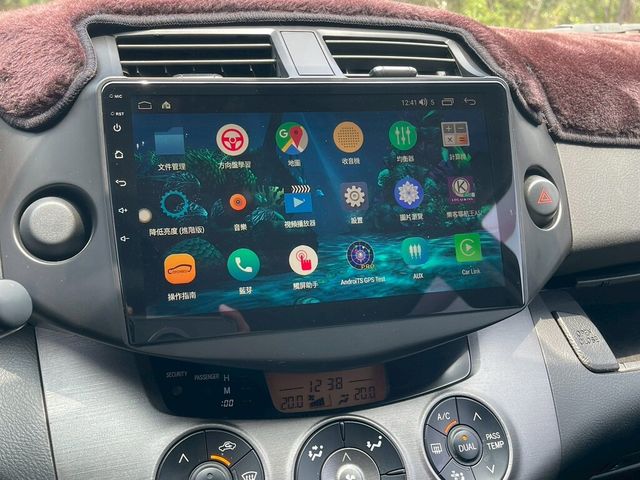 TOYOTA豐田 RAV4  第14張相片