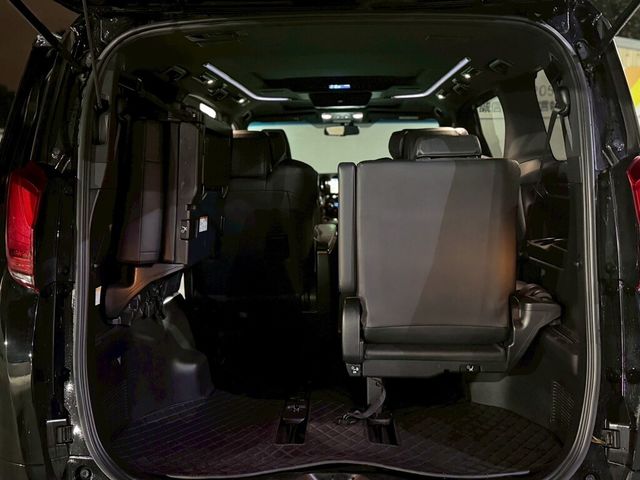 TOYOTA豐田 ALPHARD  第20張相片