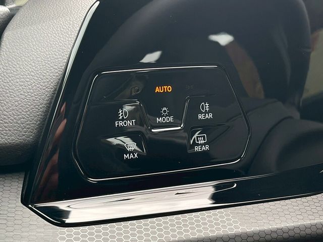 VOLKSWAGEN福斯 GOLF GTI  第9張相片