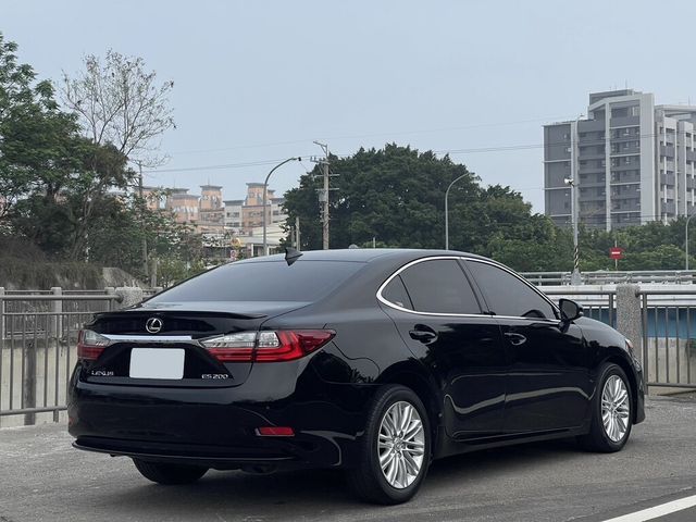 LEXUS凌志 ES200  第2張相片