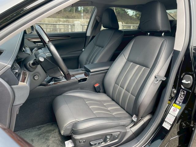 LEXUS凌志 ES200  第19張相片