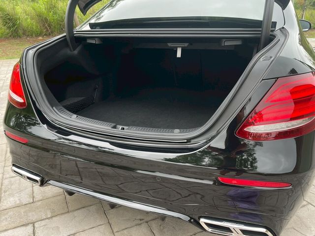 M-BENZ賓士 E200  第5張相片