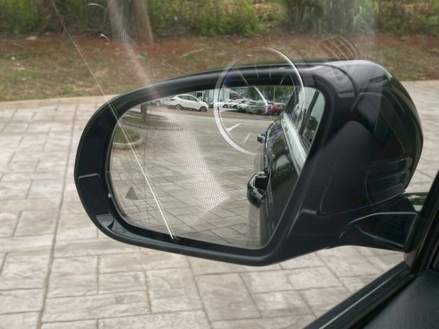 M-BENZ賓士 E200  第18張相片