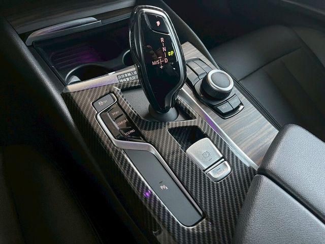 BMW寶馬 520D  第15張相片