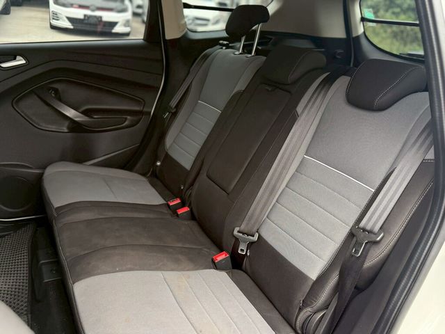FORD福特 KUGA  第6張相片