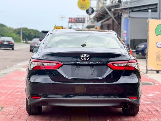 TOYOTA豐田 CAMRY  第4張相片