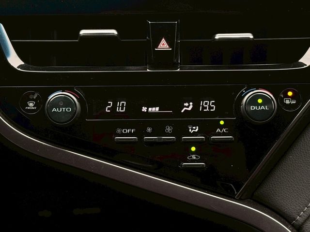 TOYOTA豐田 CAMRY  第14張相片
