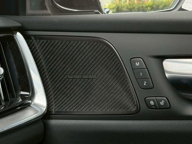 VOLVO富豪 V60  第7張相片