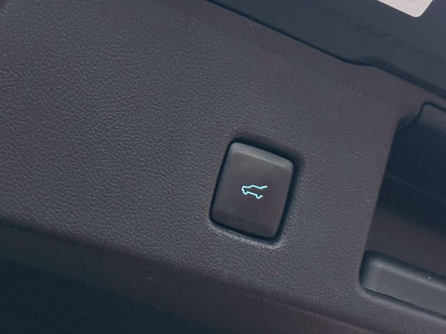 FORD福特 KUGA  第18張相片