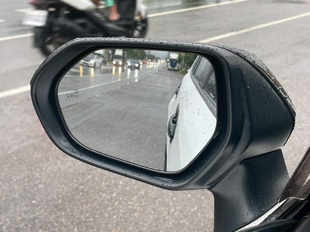 TOYOTA豐田 ALTIS  第8張相片