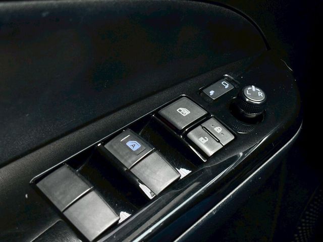 TOYOTA豐田 YARIS  第8張相片