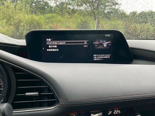 MAZDA馬自達 MAZDA 3  第11張相片
