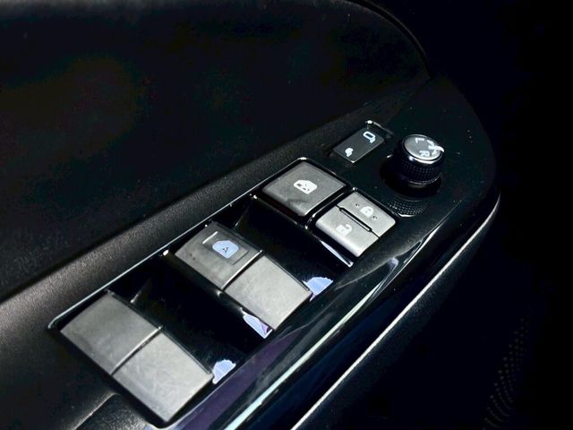 TOYOTA豐田 YARIS  第8張相片