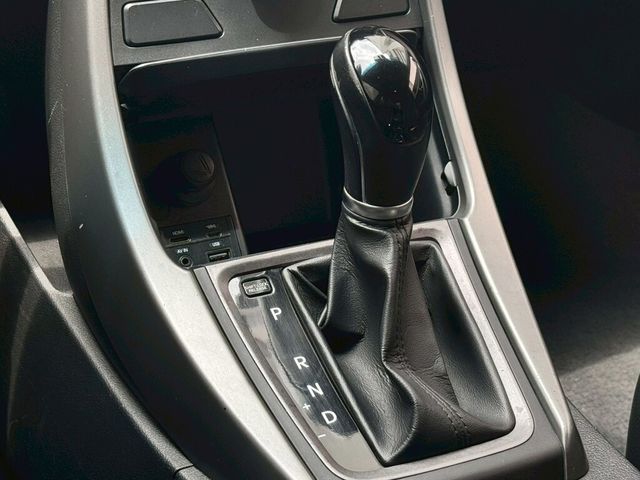 HYUNDAI現代 ELANTRA  第10張相片