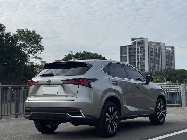 LEXUS凌志 NX200  第2張相片