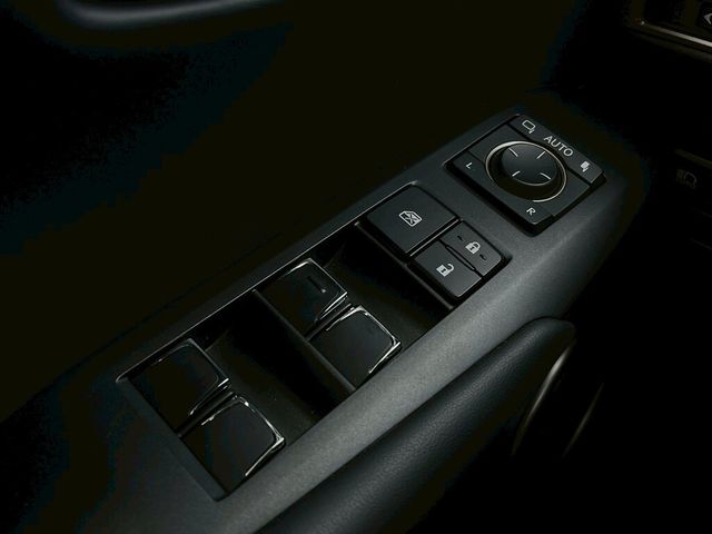 LEXUS凌志 NX200  第15張相片