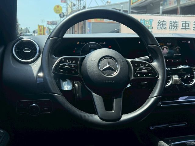 M-BENZ賓士 B180  第7張相片