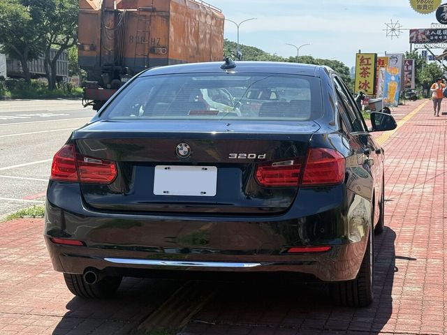 BMW寶馬 320D  第2張相片