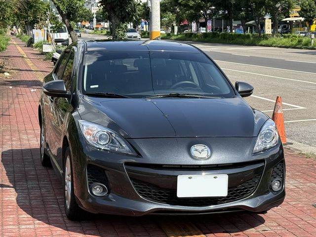MAZDA馬自達 MAZDA 3  第3張相片