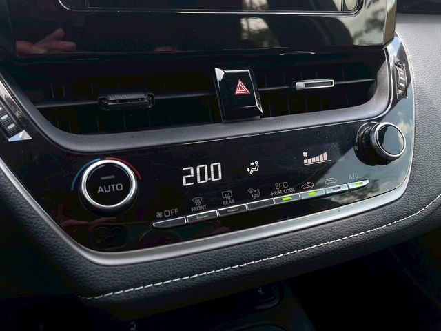 TOYOTA豐田 AURIS  第11張相片
