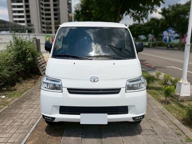 TOYOTA豐田 TOWN ACE  第3張相片