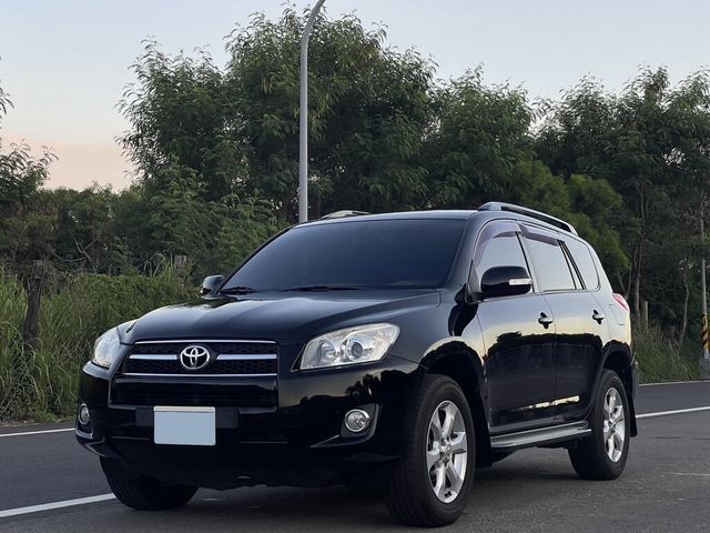 TOYOTA豐田 RAV4  第1張相片