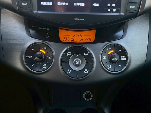 TOYOTA豐田 RAV4  第13張相片