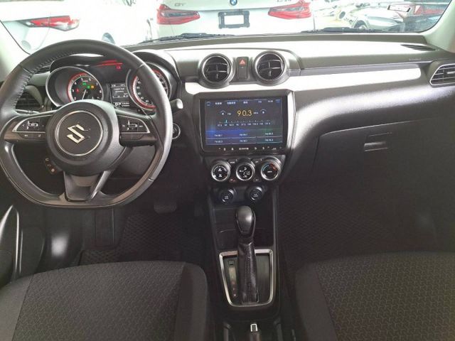 『實車實圖 實車實價』IK 多功能影音組 頂級配備齊全 一手車 氣氛佳 品質保證 寶佳汽車歡迎您來電  第8張相片