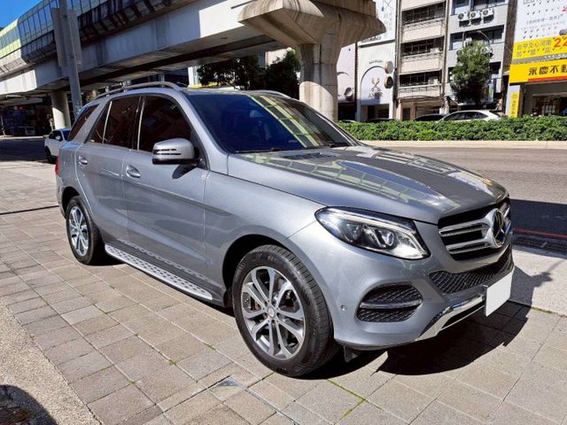 『實車實圖 實車實價』IK 電尾門 全景 頂級配備齊全 一手車 氣氛佳 品質保證 寶佳汽車歡迎您來電  第3張相片