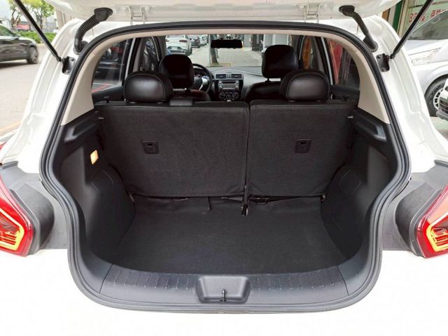 『實車實圖 實車實價』 正一手車 氣氛佳 非惡操車款 第三方專業認證原廠專業保固 寶佳汽車歡迎您來電  第14張相片