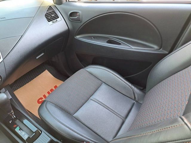 『實車實圖 實車實價』 正一手車 氣氛佳 非惡操車款 第三方專業認證原廠專業保固 寶佳汽車歡迎您來電  第9張相片