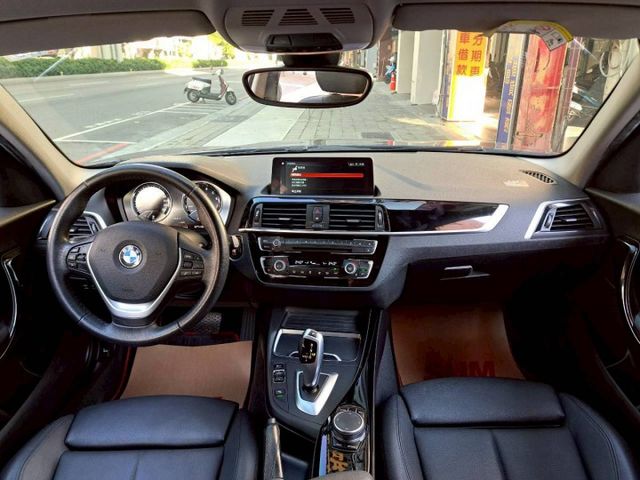 『實車實圖 實車實價』 正一手車 氣氛佳 非惡操車款 第三方專業認證原廠專業保固 寶佳汽車歡迎您來電  第6張相片