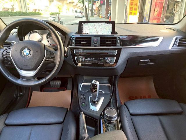 『實車實圖 實車實價』 正一手車 氣氛佳 非惡操車款 第三方專業認證原廠專業保固 寶佳汽車歡迎您來電  第8張相片