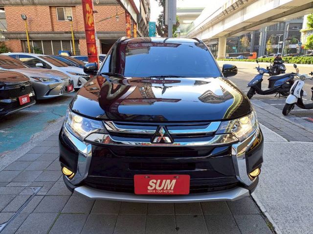 『實車實圖 實車實價』 正一手車 氣氛佳 非惡操車款 第三方專業認證原廠專業保固 寶佳汽車歡迎您來電  第2張相片