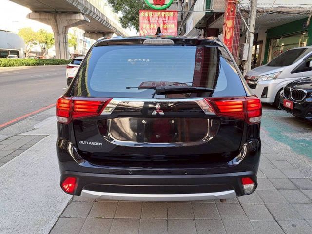 『實車實圖 實車實價』 正一手車 氣氛佳 非惡操車款 第三方專業認證原廠專業保固 寶佳汽車歡迎您來電  第17張相片