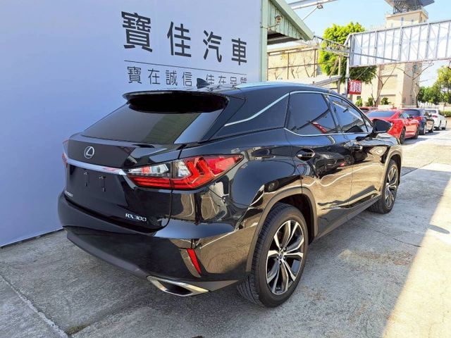 『實車實圖 實車實價』IK BSM ACC LDWS TCS 頂級配備齊全 一手車 氣氛佳 品質保證 寶佳汽車歡迎您來電  第19張相片