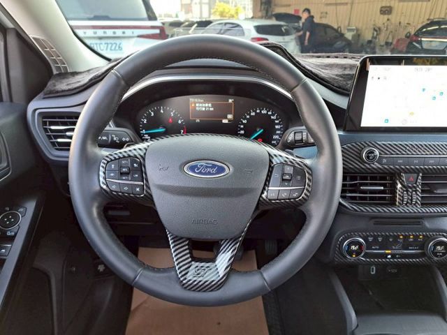 『實車實圖 實車實價』IK ACC BSM LDWS TCS 配備齊全 一手車 氣氛佳 品質保證 寶佳汽車歡迎您來電  第7張相片