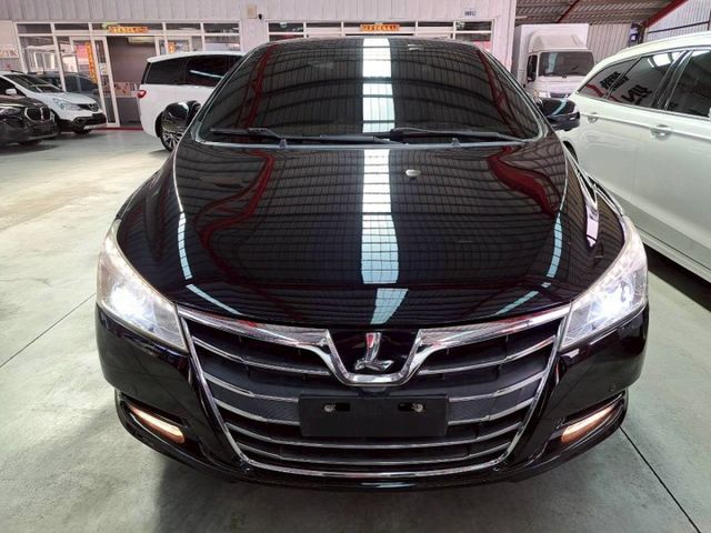 『實車實圖 實車實價』IK PYM 抬頭顯示 電動椅 配備齊全 一手車 氣氛佳 品質保證 寶佳汽車歡迎您來電  第2張相片