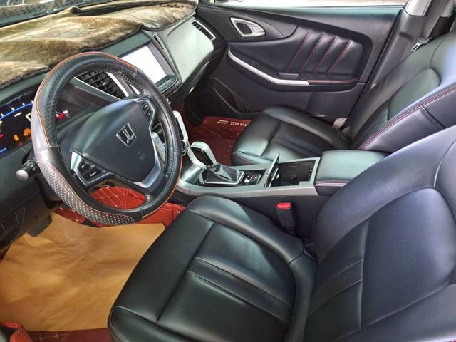 『實車實圖 實車實價』IK PYM 抬頭顯示 電動椅 配備齊全 一手車 氣氛佳 品質保證 寶佳汽車歡迎您來電  第4張相片