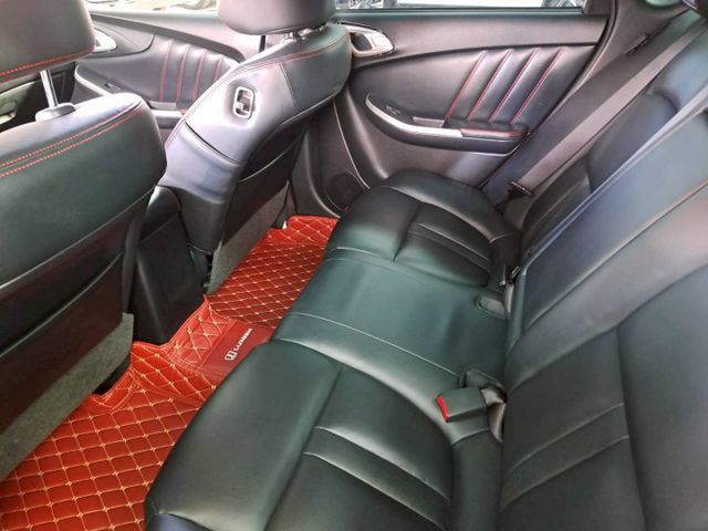 『實車實圖 實車實價』IK PYM 抬頭顯示 電動椅 配備齊全 一手車 氣氛佳 品質保證 寶佳汽車歡迎您來電  第5張相片