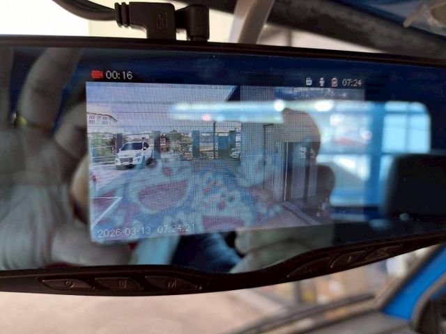 『實車實圖 實車實價』 正一手車 氣氛佳 非惡操車款 第三方專業認證原廠專業保固 寶佳汽車歡迎您來電  第12張相片