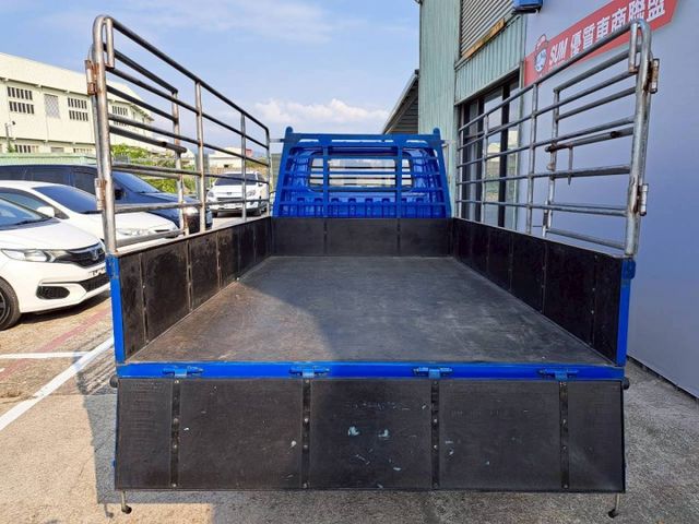 『實車實圖 實車實價』 正一手車 氣氛佳 非惡操車款 第三方專業認證原廠專業保固 寶佳汽車歡迎您來電  第14張相片