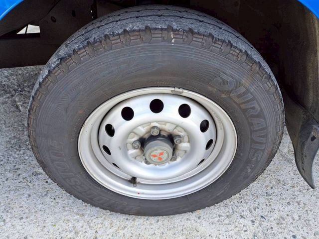 『實車實圖 實車實價』 正一手車 氣氛佳 非惡操車款 第三方專業認證原廠專業保固 寶佳汽車歡迎您來電  第18張相片