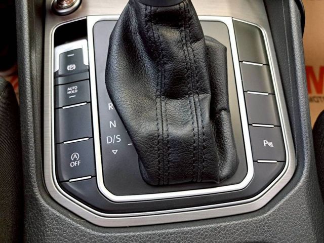 『實車實圖 實車實價』 正一手車 氣氛佳 非惡操車款 第三方專業認證原廠專業保固 寶佳汽車歡迎您來電  第14張相片