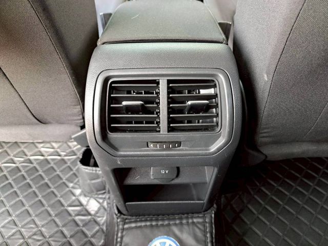 『實車實圖 實車實價』 正一手車 氣氛佳 非惡操車款 第三方專業認證原廠專業保固 寶佳汽車歡迎您來電  第15張相片