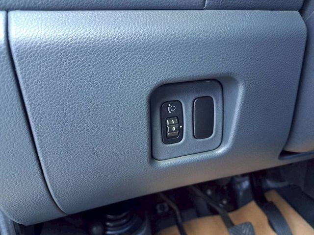 『實車實圖 實車實價』-20C冷凍廂 TCS 配備齊全 一手車 氣氛佳 品質保證 寶佳汽車歡迎您來電  第9張相片