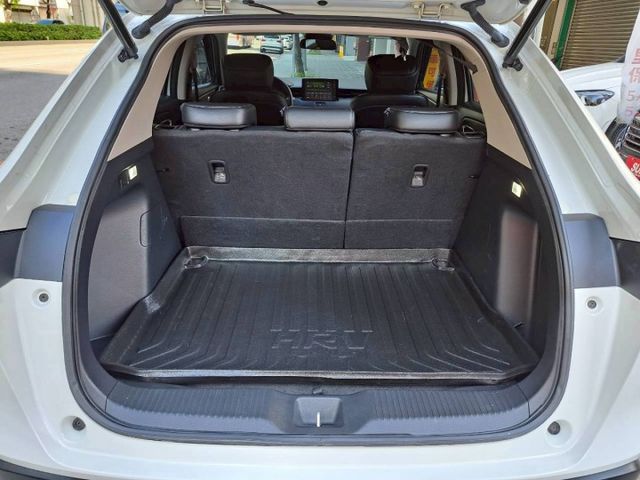 『實車實圖 實車實價』IK ACC LDWS TCS 尊榮配備齊全 一手車 氣氛佳 品質保證 寶佳汽車歡迎您來電  第15張相片